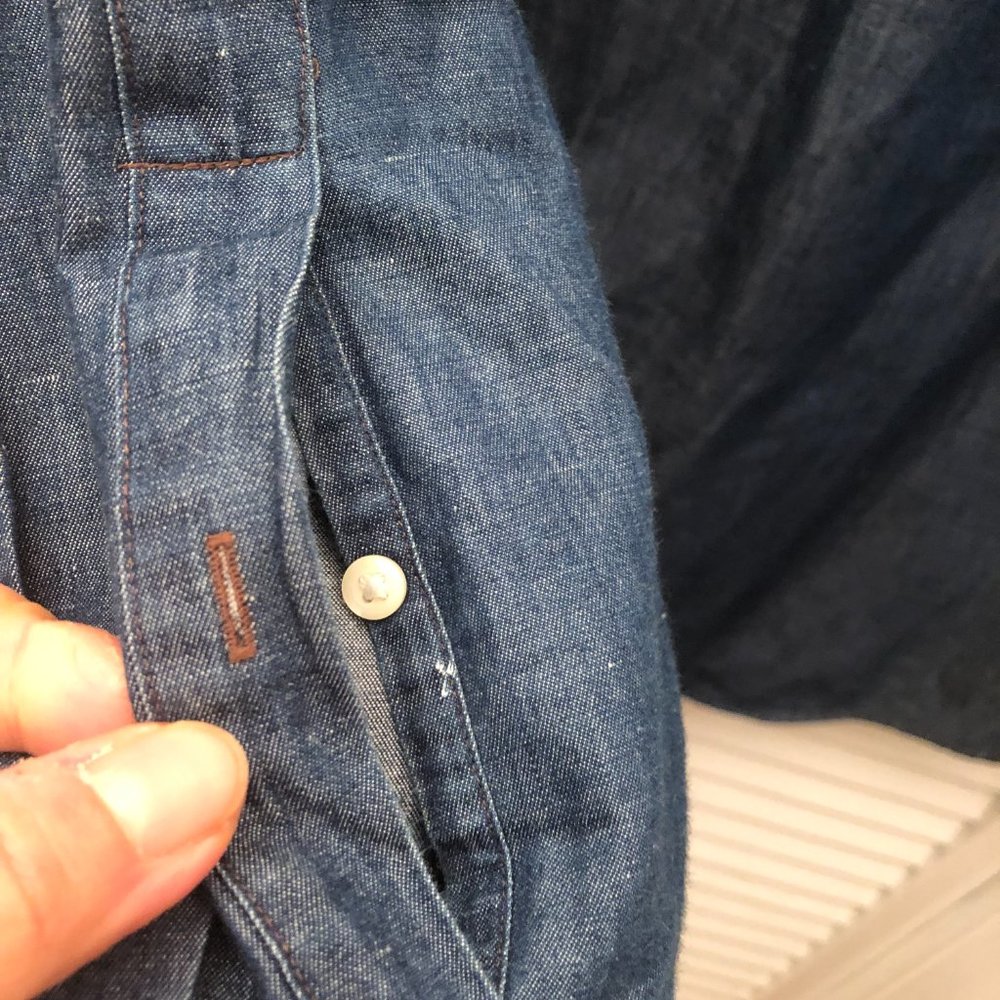 Peter Millar Navy Chambray Button Down Shirt - image 9